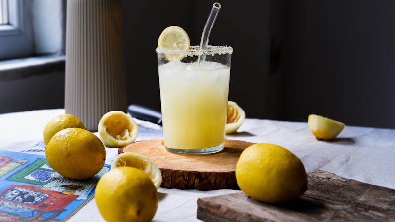 Fresh squeezed craft lemonade with lemon slices